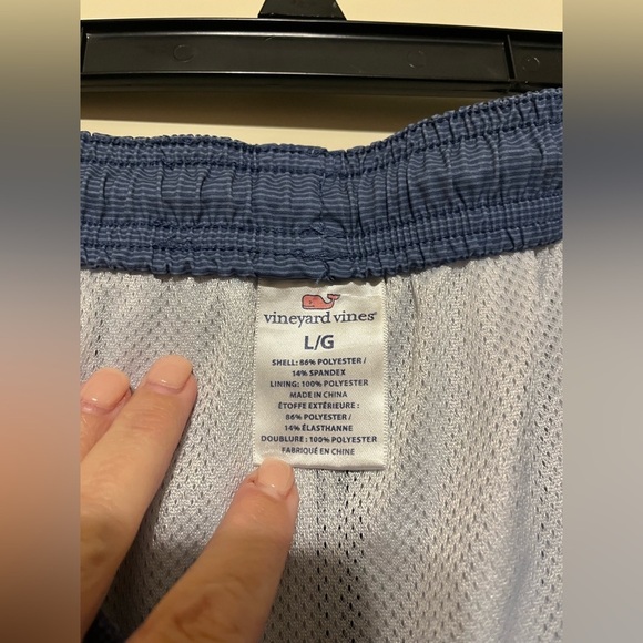 Vineyard Vines Swim Trunks Mens Sz Large Tropical Print Board Shorts Polyester - Picture 3 of 7